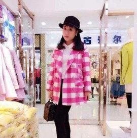 cailu81主播照片