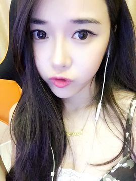 7978萌小夏♥主播照片