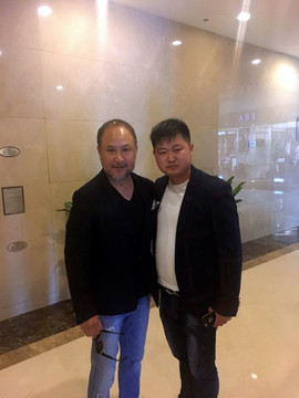 经纪人阿吉主播照片