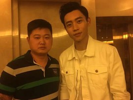 经纪人阿吉主播照片