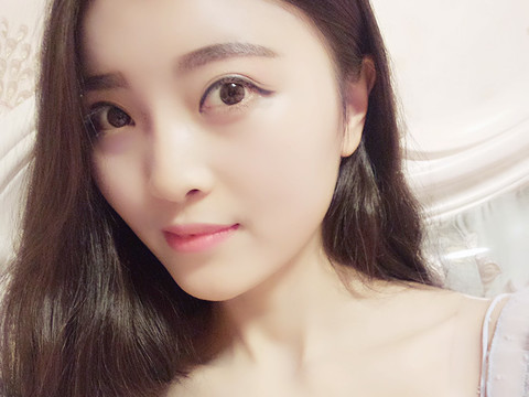 婷婷～w海报