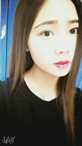 倪澍主播照片