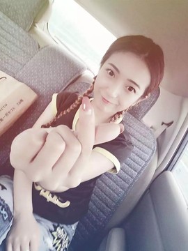 吴刀刀Knife主播照片