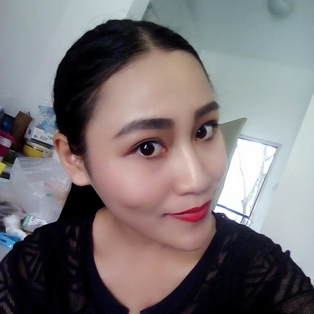 fionaaaa主播照片