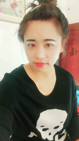 ASD吴双主播照片
