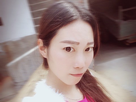 小女人有的傲、海报