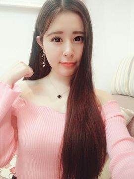 元亦薇主播照片
