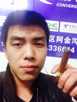 后金云峰主播照片