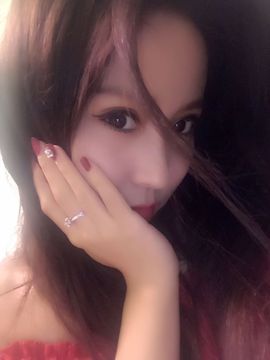 魅丽晴儿主播照片
