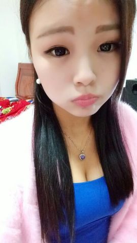 小女人ღ求陪伴主播照片