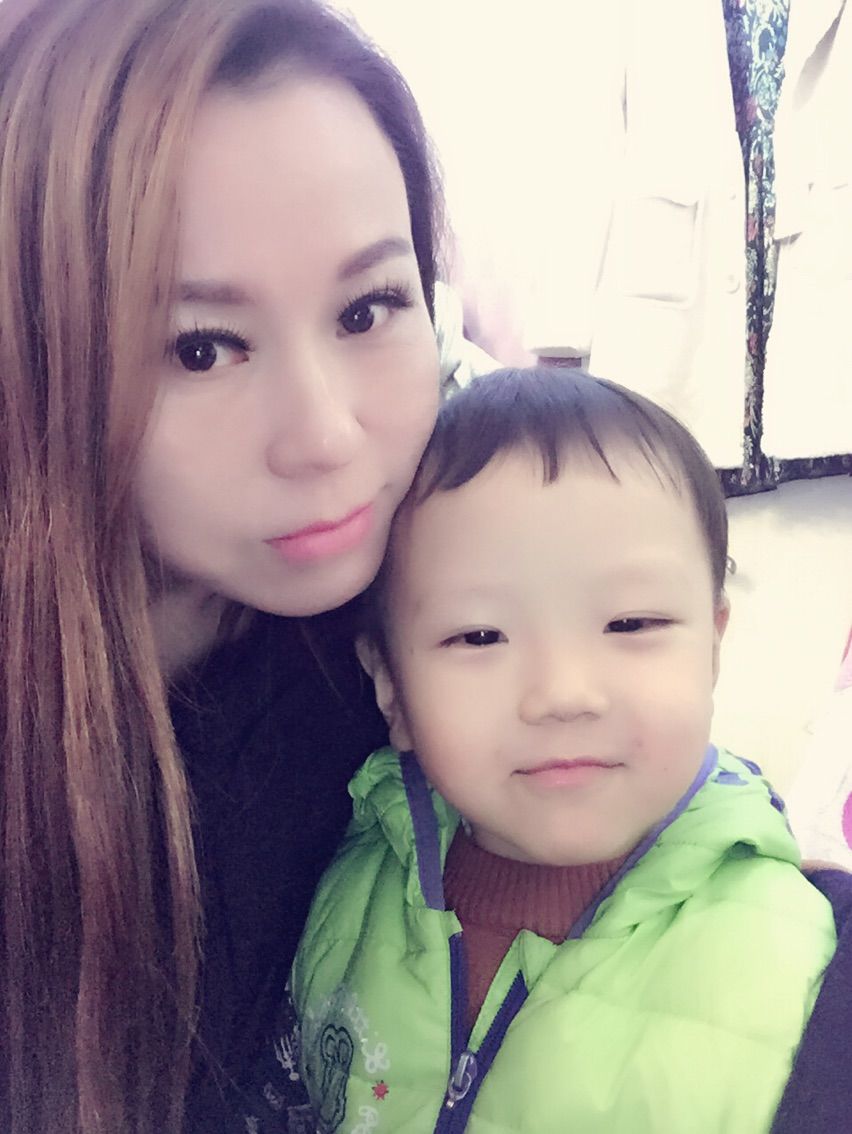秀心乐主播照片