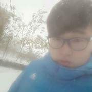 蜡笔小新yu7海报