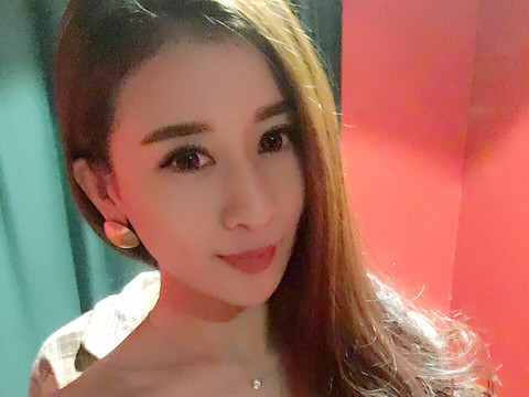 HV丿薇小爷海报