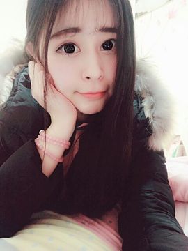 元亦薇主播照片