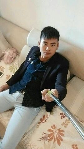╰☞難]註角๑´主播照片