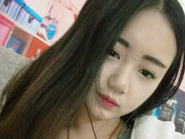 杨chen主播照片
