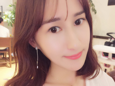 小辣骄海报