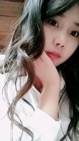 倪澍主播照片