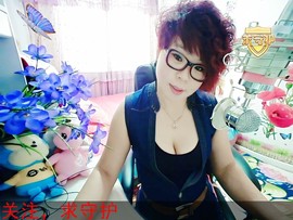 《小秋》主播照片