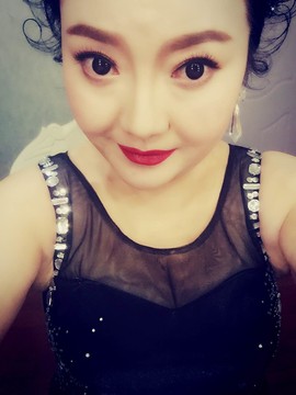 ♋吃土中的潘潘♋主播照片