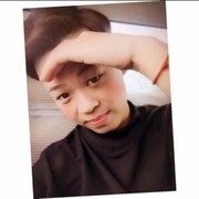 爱听歌的向日葵🌻海报