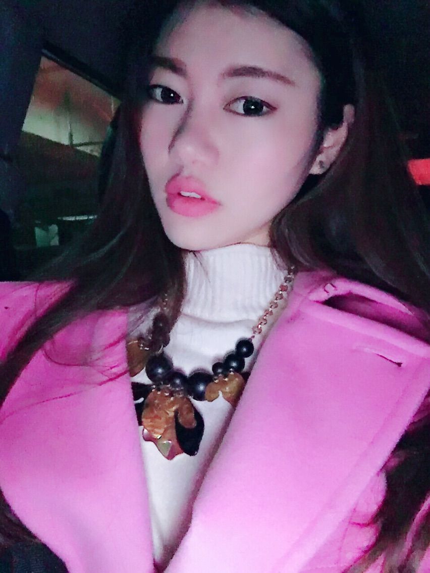 ღ依然倩倩❤️大长腿主播照片