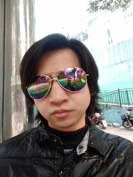 悲伤诗人流浪死亡主播照片