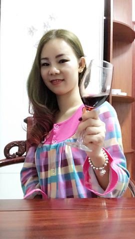 谁的娘子主播照片