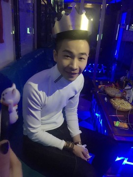 小菲哥💎主播照片