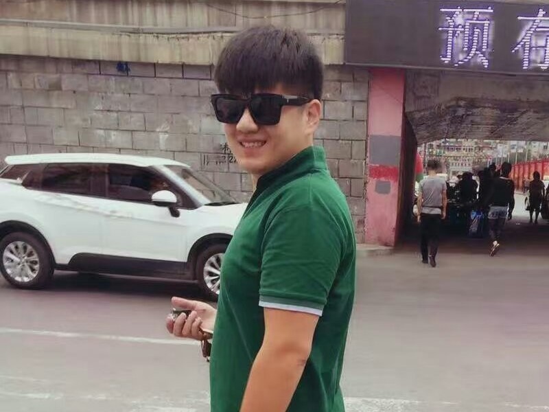 东北小阿震的主播海报