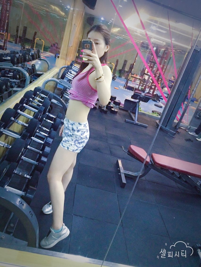 维拉王🔱云汈汈的主播照片