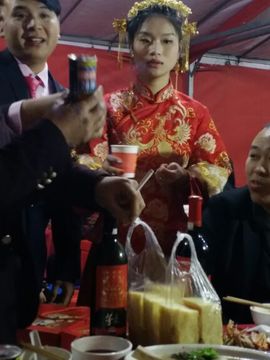 荣ღ荣儿主播照片