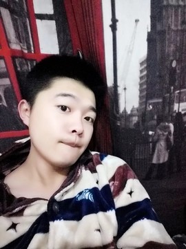 上官明远主播照片