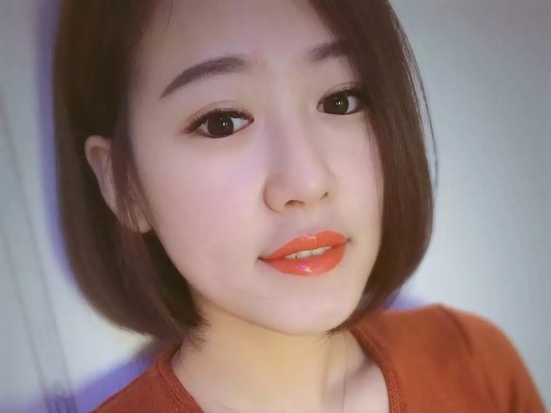 百慧慧慧慧慧慧慧的主播海報(bào)