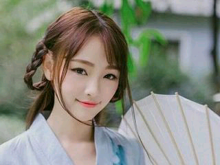 开着半挂漫游世界的主播照片