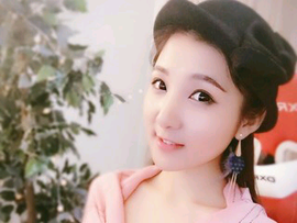 ，逍遥一生主播照片