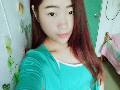 心悦悦海报