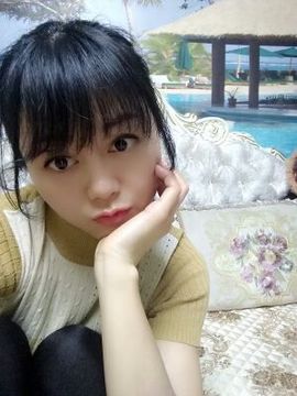 莉傻妞主播照片