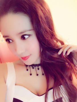 魅丽晴儿主播照片