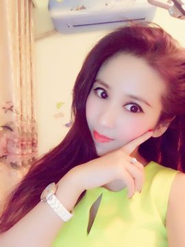 魅丽晴儿主播照片