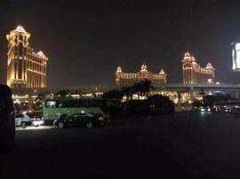 卡抡猫主播照片