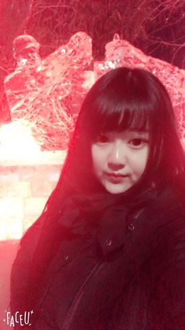 小小西521主播照片
