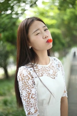 莹小喵❤小笨蛋求关注主播照片