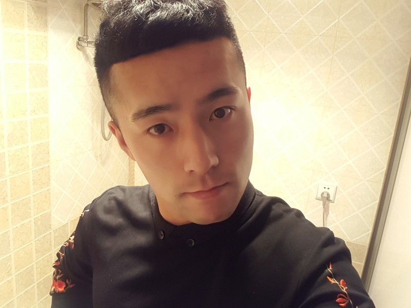 来啊侃大山的主播海报