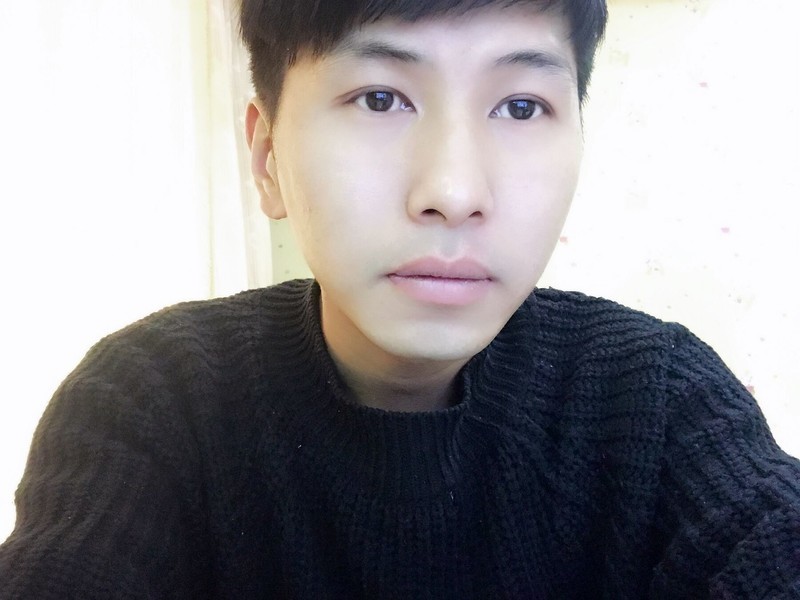 亦寒🎵的主播海报