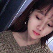 爱猫的李小姐。