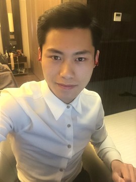 MC雄伟主播照片