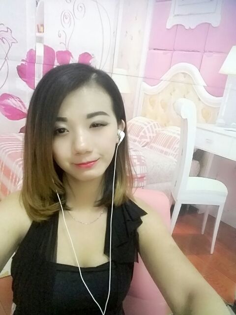 诗琪停播的主播照片