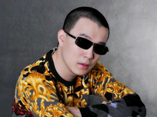 亮~~劍的主播照片