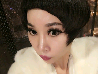 一路挣钱的主播照片